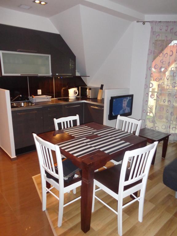Apartament Lisi Jar Jastrzębia Góra Exteriör bild