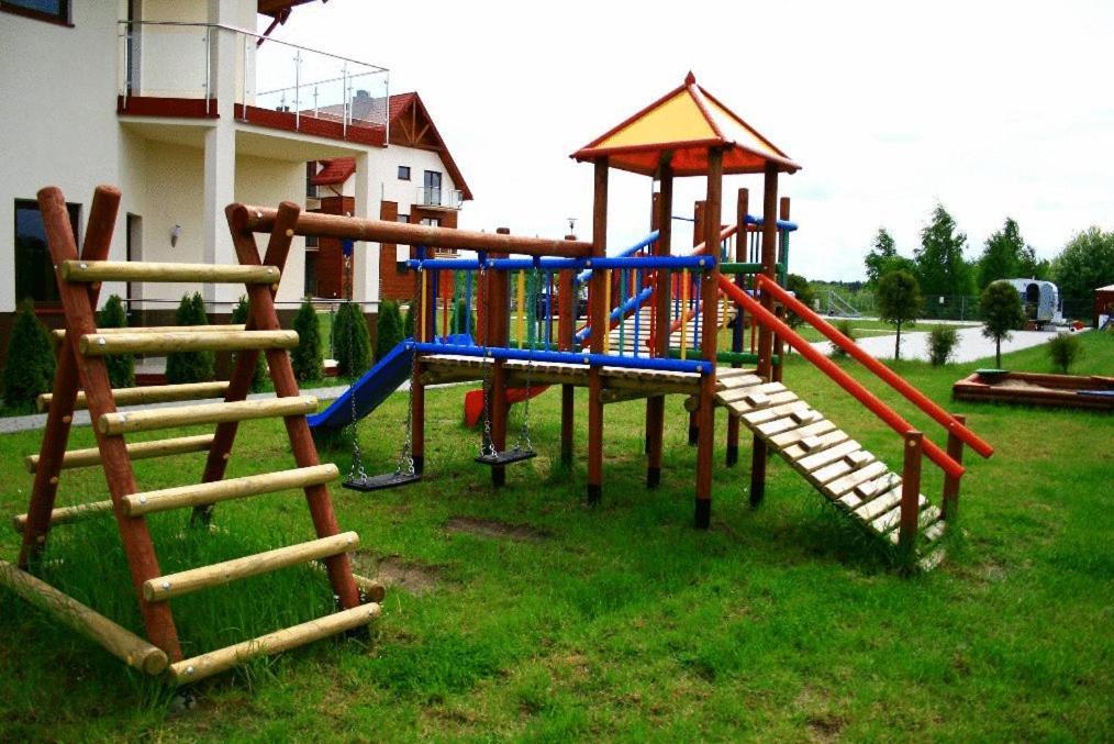 Apartament Lisi Jar Jastrzębia Góra Exteriör bild